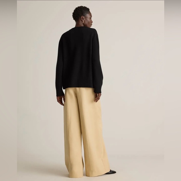 NWT! QUINCE Women’s Mongolian Cashmere Oversized Crewneck Sweater, Black, Medium - Picture 11 of 14